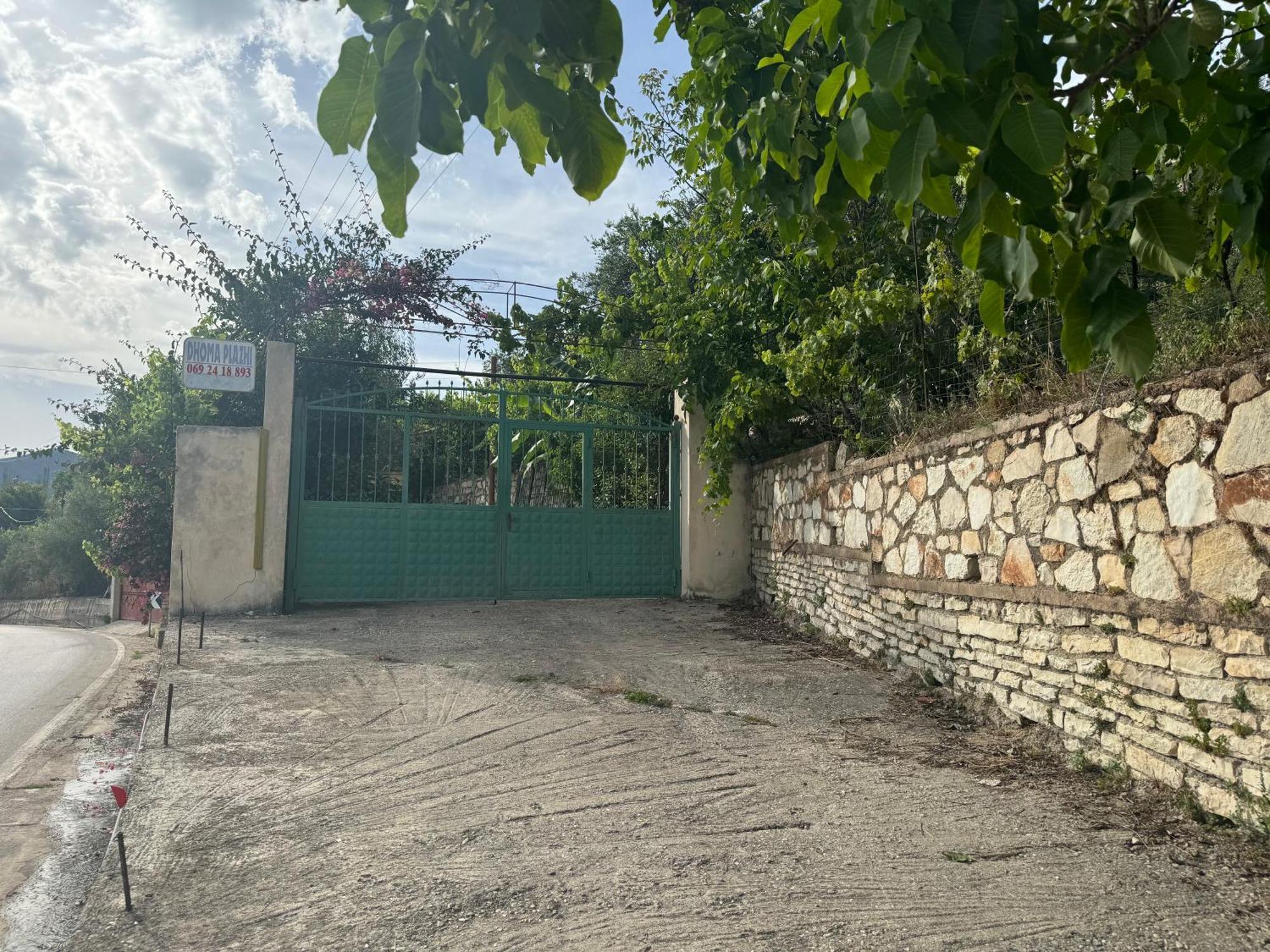 Uzeiri'S Houses Borsh Bagian luar foto